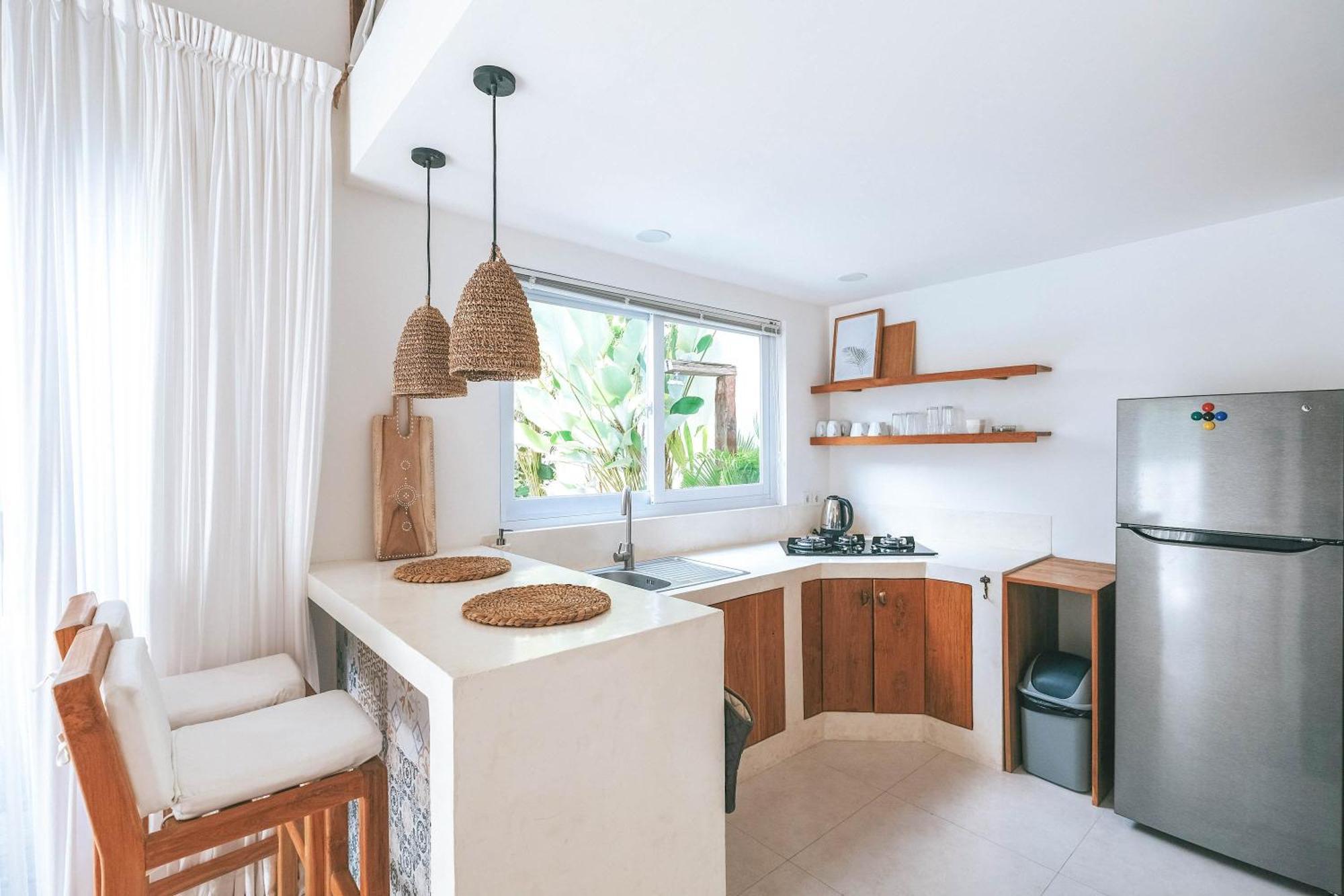 Sun & Moon Villa Canggu  Exterior photo